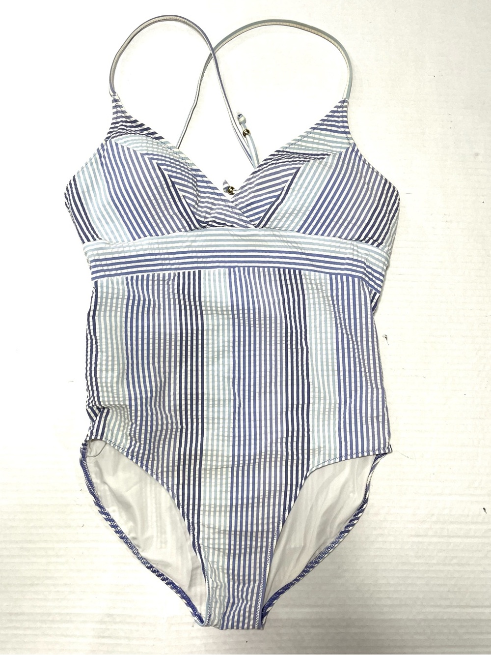 VINEYARD VINES SEERSUCKER ONE PIECE SWIMSUIT